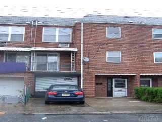 [HOWARD BEACH Real Estate, listing number 5597233]