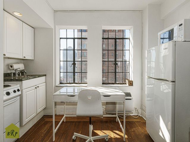 Studio,  1.00 BTH  Co-op style home in New York