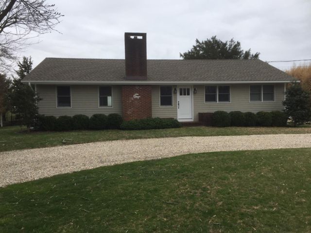  3 BR,  2.00 BTH  Ranch style home in Shelter Island
