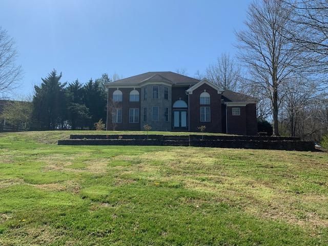 [Spring Hill Real Estate, listing number 7018664]