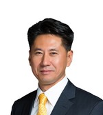 Bayside real estate agent