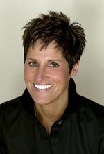 Hauppauge real estate agent