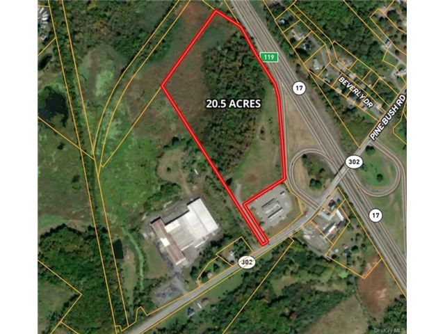 Studio,  0.00 BTH &nbsp;Land style home in Wallkill