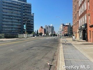 [PHOTO]
