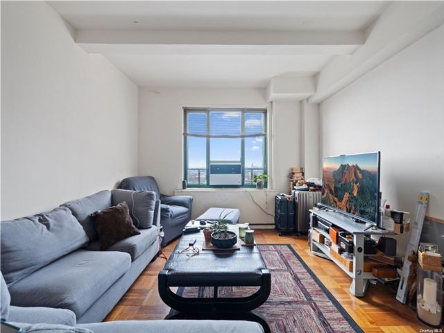  1 BR,  1.00 BTH &nbsp;Condo style home in New York