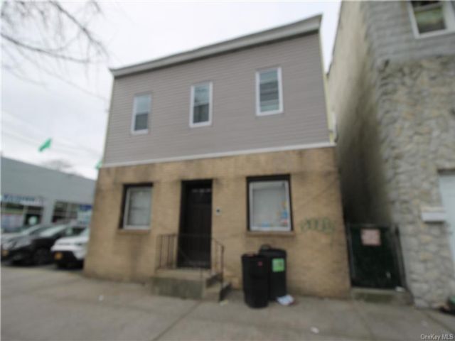 Studio,  0.00 BTH &nbsp;Commercial style home in Pilgrim