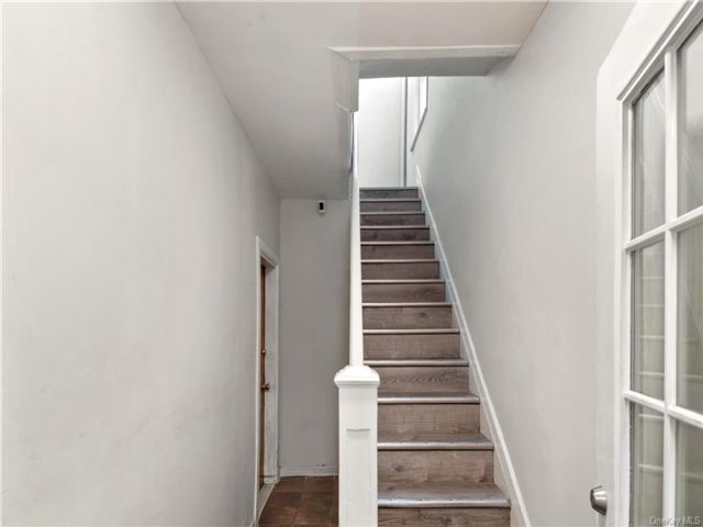 [PHOTO]