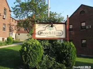  2 BR,  1.00 BTH &nbsp;Garden apartmen style home in Douglaston