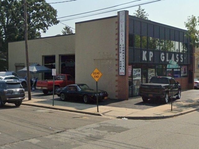 Studio,  0.00 BTH &nbsp;Commercial style home in Massapequa