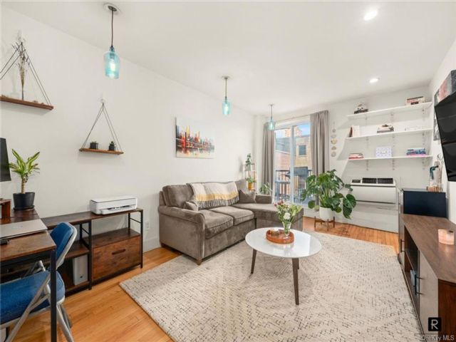  1 BR,  1.00 BTH &nbsp;Other style home in New York (manhattan)