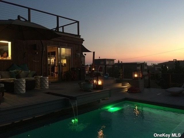  6 BR,  7.00 BTH &nbsp;Tri-level style home in Fire Island Pines
