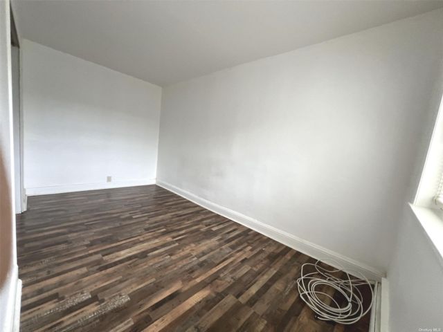 [PHOTO]