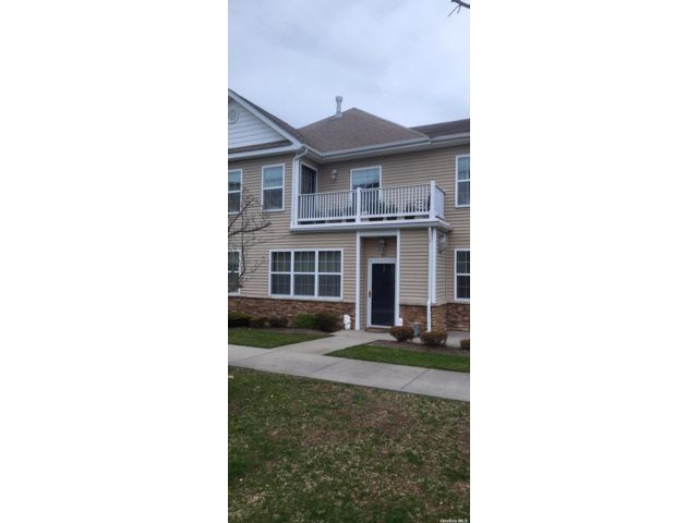  2 BR,  2.00 BTH &nbsp;Other style home in Saint James