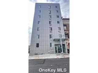  1 BR,  1.00 BTH &nbsp;Other style home in Woodside