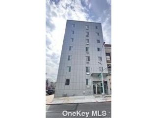  1 BR,  1.00 BTH &nbsp;Other style home in Woodside