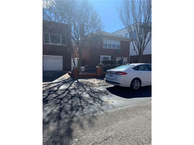 Studio,  0.00 BTH &nbsp;House style home in Astoria