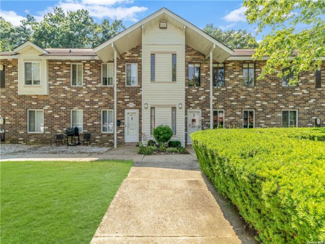  1 BR,  1.00 BTH &nbsp;Other style home in Coram