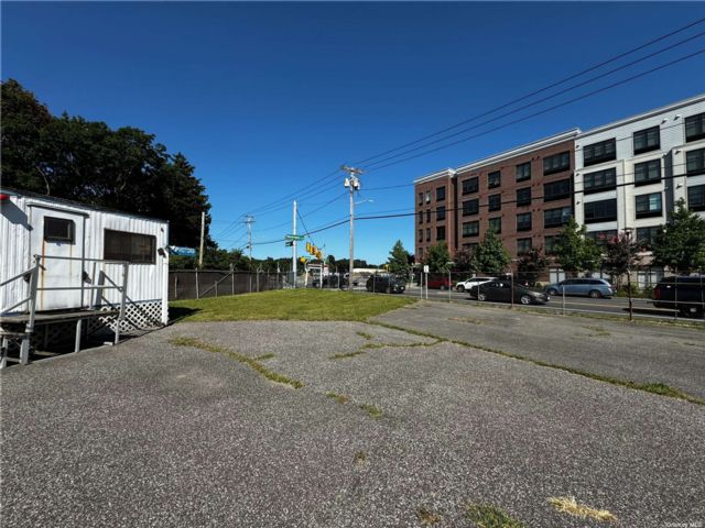 [Wyandanch Real Estate, listing number 2473461]
