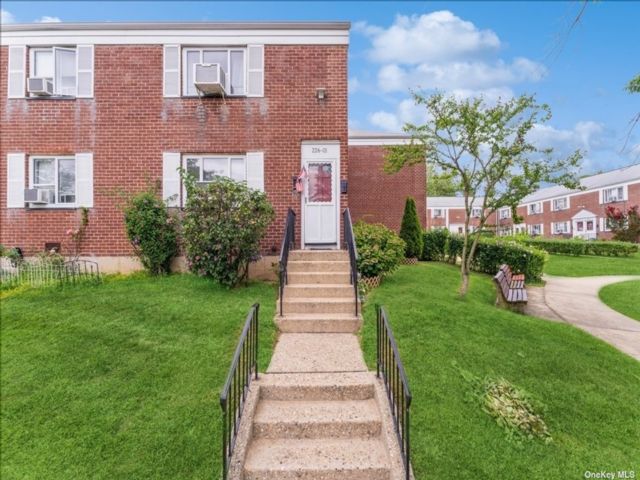 2 BR,  1.00 BTH &nbsp;Other style home in Queens Village