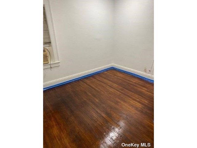 [PHOTO]