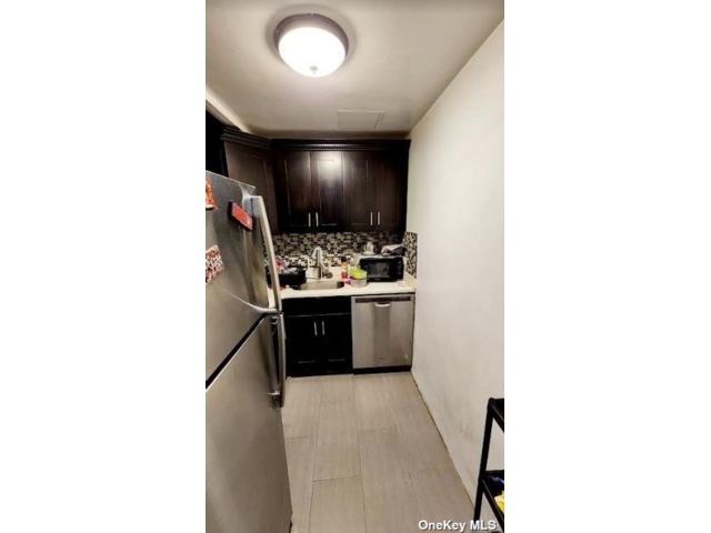 Studio,  1.00 BTH &nbsp;Other style home in Jackson Heights