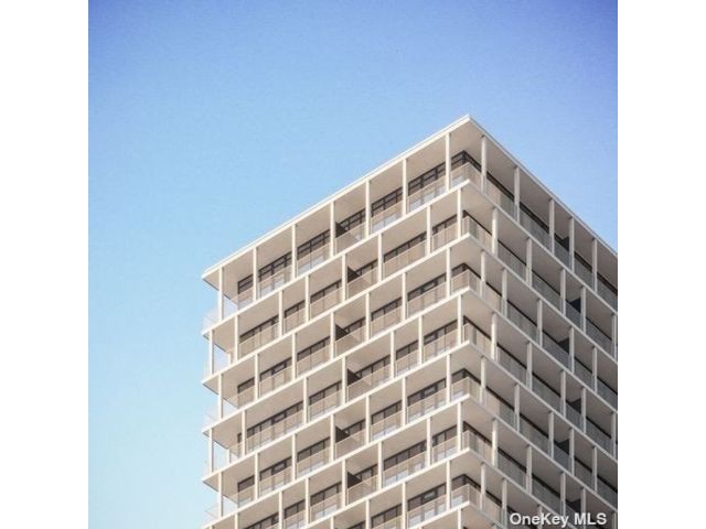[PHOTO]