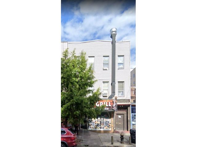 Studio,  0.00 BTH &nbsp;Commercial style home in New York