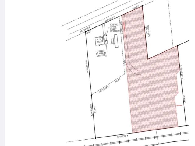 Lot <b>Size:</b> 50x75 &nbsp;Land style home in Calverton