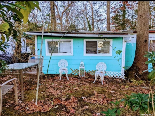 [Wading River Real Estate, listing number 2493451]