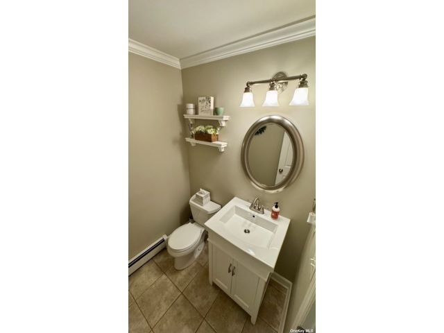 [PHOTO]