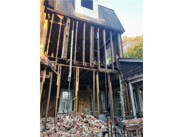 [Hewlett Real Estate, listing number 3149494]