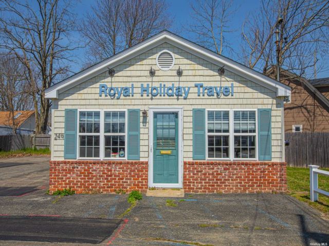 [Sayville Real Estate, listing number 3211648]