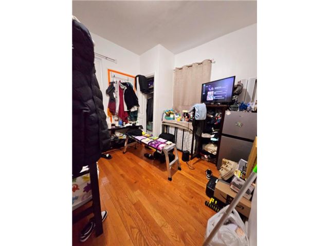 [PHOTO]