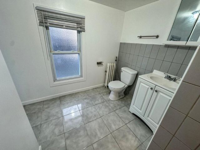 [PHOTO]