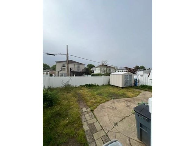 [PHOTO]