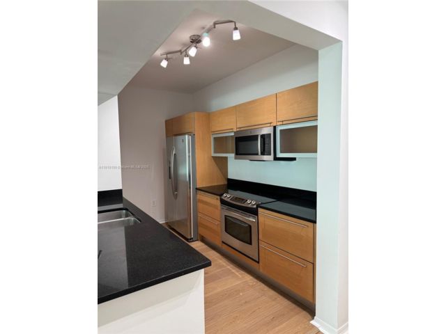  1 BR,  1.00 BTH &nbsp; style home in Miami