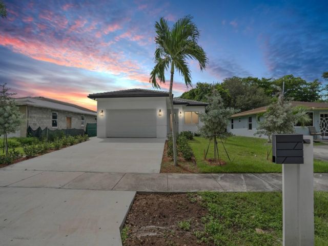  4 BR,  3.00 BTH &nbsp; style home in Fort Lauderdale