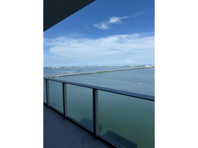  3 BR,  3.00 BTH &nbsp; style home in Miami