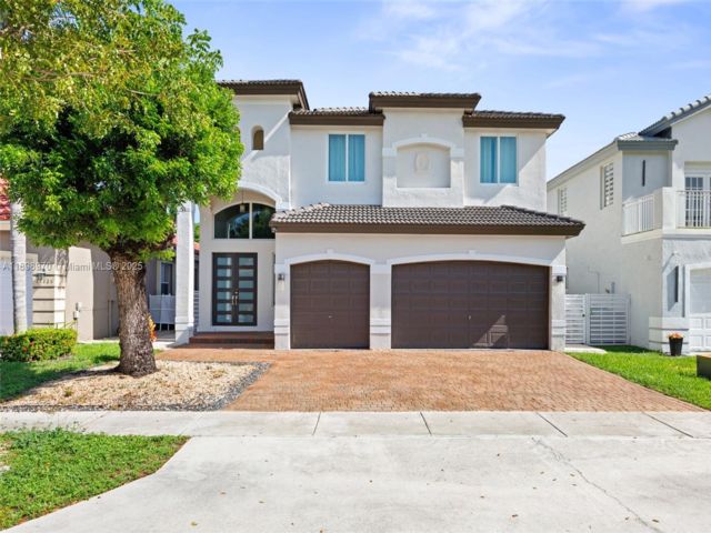 5 BR,  3.00 BTH &nbsp; style home in Miramar