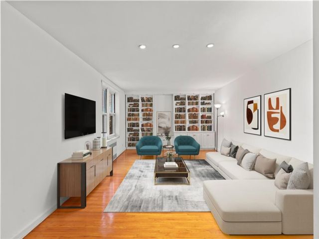  1 BR,  0.00 BTH &nbsp;Co-op style home in Windsor Terrace