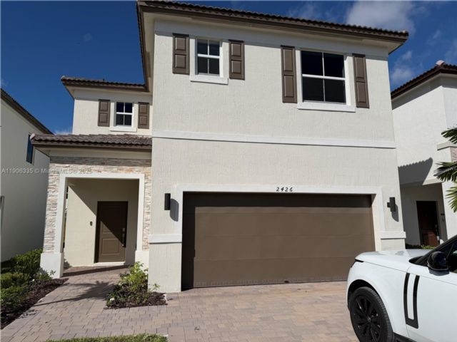  3 BR,  2.50 BTH &nbsp; style home in Homestead