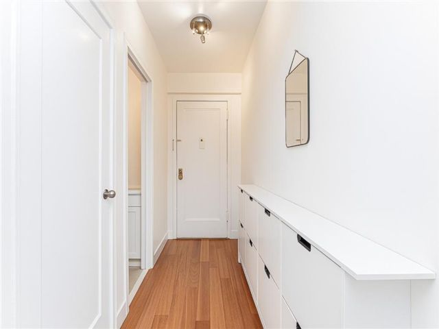  1 BR,  1.00 BTH &nbsp;Co-op style home in Bay Ridge