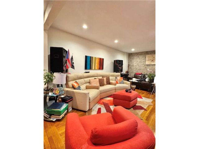  2 BR,  1.00 BTH &nbsp;Co-op style home in Sheepshead Bay