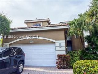  4 BR,  3.00 BTH &nbsp; style home in Miami