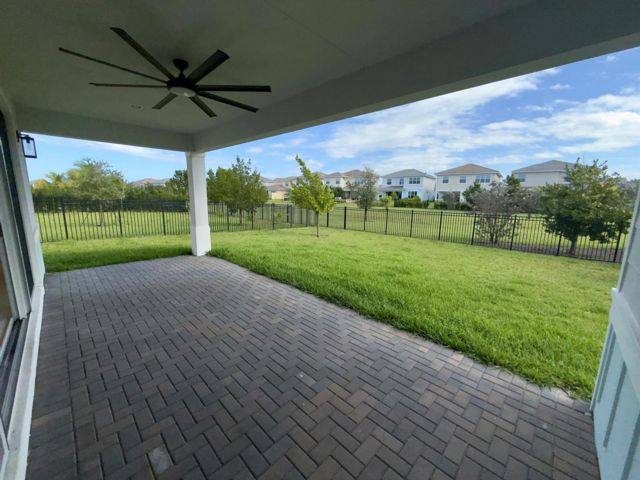  4 BR,  3.00 BTH &nbsp; style home in Loxahatchee