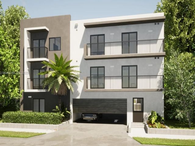  4 BR,  2.00 BTH &nbsp; style home in Miami