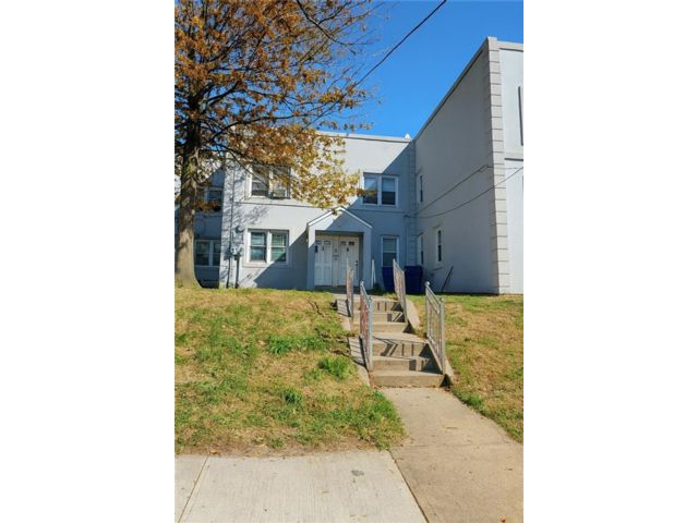  4 BR,  0.00 BTH &nbsp;Multi-family style home in Springfield Gardens