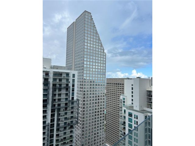  2 BR,  2.50 BTH &nbsp; style home in Miami