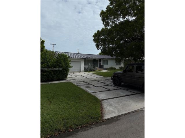  3 BR,  2.00 BTH &nbsp; style home in Miami Shores
