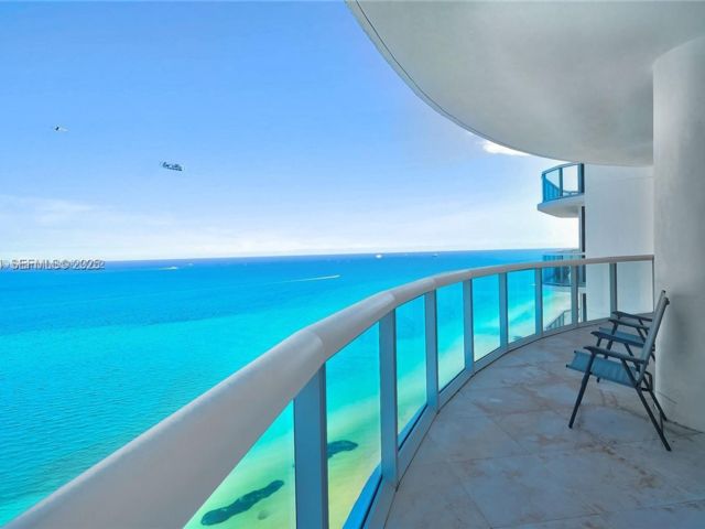  2 BR,  2.00 BTH &nbsp; style home in Miami Beach